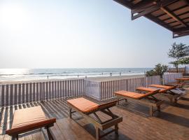 Dallas Beach Resorts Ashvem Beach，位于曼德姆的酒店