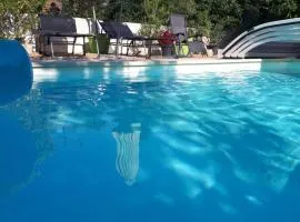 Chambres d'Hôtes dans villa avec piscine chez Raphaële