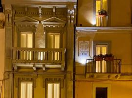 Palazzo Florio Boutique Residence，位于瓦斯托的家庭/亲子酒店