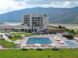 Hotel Lakeside，位于Vrbnica的酒店