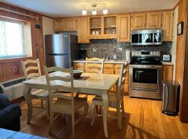 Stay In Ohiopyle near everything including the trail, Ohiopyle PA，位于Farmington的酒店