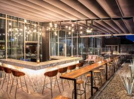 克雷塔安铁亚万豪AC酒店，位于克雷塔罗的酒店