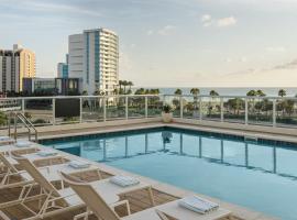 AC Hotel by Marriott Clearwater Beach，位于克利尔沃特的酒店