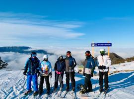 MAGNIFICENT SKIING ON MOUNT BULLER，位于布勒山的Spa酒店
