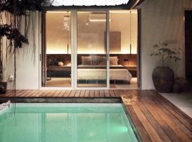 Banyan Villa Panglao with private pool，位于邦劳的海滩短租房