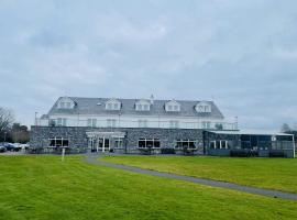 Moycarn Lodge & Marina，位于巴利纳斯洛Ballinasloe Golf Club附近的酒店