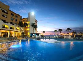 Peñasco del Sol Hotel，位于佩尼亚斯科港的海滩酒店