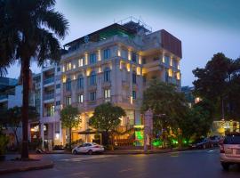 Sabina Boutique Hotel 3，位于胡志明市Phu My Hung的酒店