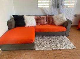 Apartamento las Rosas，位于San Lorenzo的酒店