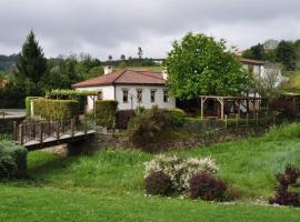 El Balcón del Eume, Cantina Río Covés，位于蓬特德乌梅的酒店