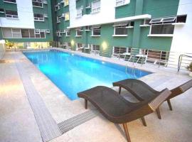 Gilmore Tower Suites By SMS Hospitality，位于奎松市的酒店