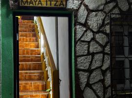 Casa Maya Itza，位于马雅世界国际机场 - FRS附近的酒店