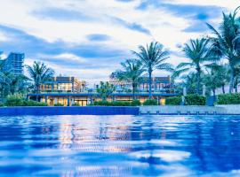 Lumina Villas Cam Ranh, Bai Dai beach luxury resort villas，位于金兰的海滩短租房