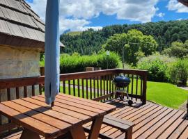 Gooderson Leisure Mountain View Cottages Self Catering and Timeshare Resort，位于德拉肯斯堡花园的酒店