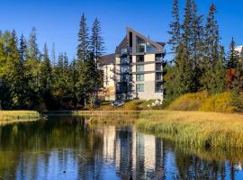 APLEND Lake Resort，位于什特尔布斯凯普莱索Mięguszowiecki Szczyt Wielki山附近的酒店