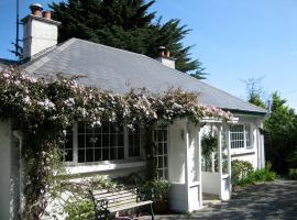 Rocklea Seaside Cottage，位于纽卡斯尔的高尔夫酒店