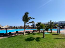 Quality Melia Dunas Beach Resort Apt Spa Gym 7 Pools，位于圣玛丽亚的度假村