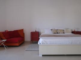Penthouse with sea view, lift, 2 min from Valletta，位于弗洛里亚纳的公寓