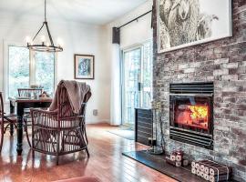 Le Champetre Tremblant 2bdrs Condo W Fireplace，位于蒙特朗布朗斯堪的纳维亚水疗附近的酒店