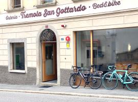 Bed&Bike Tremola San Gottardo，位于艾罗洛的酒店