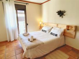 Hostal El Bosque Suites&Room By Mila Prieto，位于埃尔博斯克的酒店