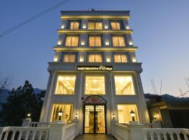 Claret Inn By DLS Hotels，位于恰姆巴的酒店