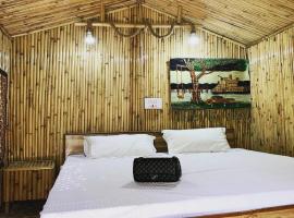 Village huts，位于Kotla的酒店