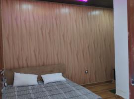 Manish Sardar ji Hotel，位于Devaprayāg的酒店