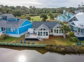 3 Bedroom House with Ocean and Fairway Views
