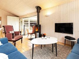 Holiday home Gilleleje XCIV，位于吉利勒杰的酒店