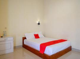 RedDoorz near Candi Cetho Karanganyar，位于Karanganyar的酒店