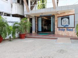 Bridge Hotel Mombasa，位于蒙巴萨莫伊国际机场 - MBA附近的酒店