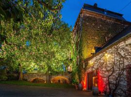 Ferienwohnung Sauvignon Blanc Weingut Zur Burg，位于Klüsserath的酒店