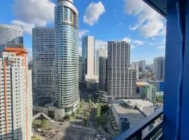 Great View 1 BR Condo in Makati near Trident Tower