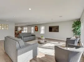 Modern Flower Mound Home Less Than 2 Mi to River Walk