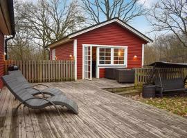 Awesome Home In Gärsnäs With Sauna，位于Gärsnäs的酒店