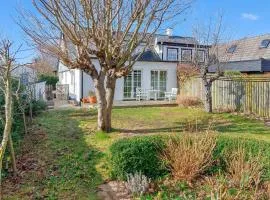 Beautiful Home In Vintrie With Wifi