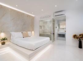 Cycladic Suites & Spa，位于费拉的酒店