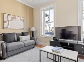 Somerville 1br nr Sullivans Square T BOS-802