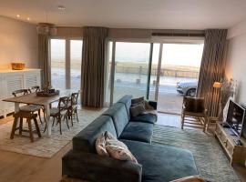 Strandappartement Festival met 2 slpk，位于Knokke的酒店