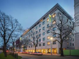 柏灵城中心假日酒店，位于柏林腓特烈斯海因-克罗伊茨贝格的酒店