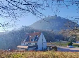 Au pied du Château