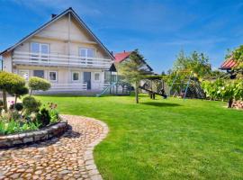 2 Bedroom Nice Home In Darlowo，位于Cisowo的酒店