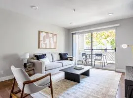 Mountain View 2BR w Gym Spa Parking nr Dining SFO-380