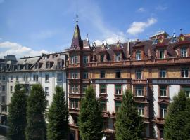 沃尔德斯塔得霍夫瑞士优质酒店，位于卢塞恩的酒店