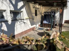 Ferienwohnung Seewaldhof，位于Lauchhammer的酒店