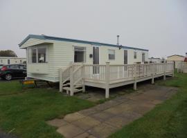 6 Berth 3 bedroom panel heated on Kingfisher Florida，位于英戈尔德梅尔斯的酒店