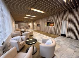 Horský hotel Jelenovská s bazénem v ceně，位于瓦拉什斯凯克洛博乌基的酒店
