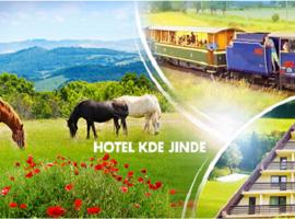 Hotel Kde Jinde，位于Město Albrechtice的酒店