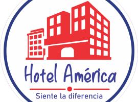 Hotel America - La Chorrera，位于拉乔雷拉的带停车场的酒店